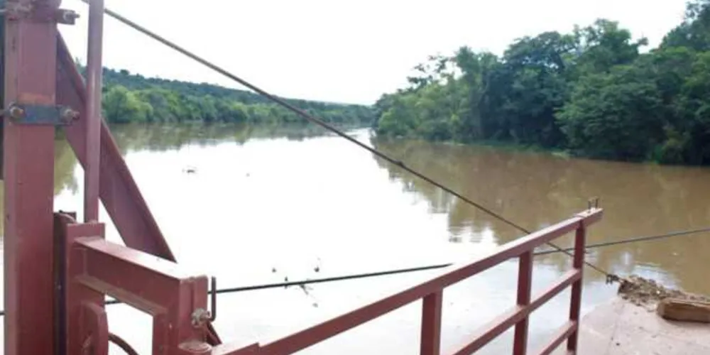 Aumento no volume de águas do rio Tibagi preocupa autoridades