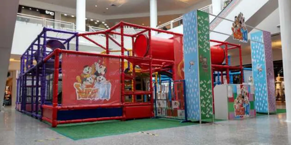 Ao todo, a atração Super Força HQ conta com quatro circuitos interativos de obstáculos e jogos, que se conectam e complementam.