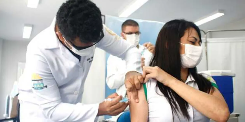 UEPG participa de campanha de conscientização sobre vacina contra a Covid-19