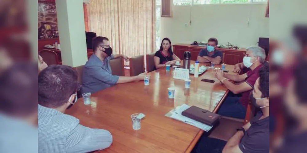 Telêmaco Borba fecha parceria para construção de mercad