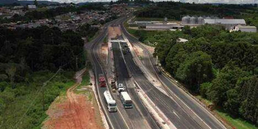 Imagem ilustrativa da imagem Viaduto do novo ‘Trevo de Brotas’ será liberado ao tráfego