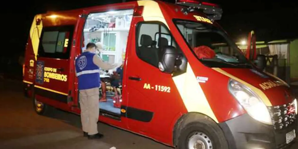 Vítima foi levada ao hospital com lesões moderadas e está fora de riscos