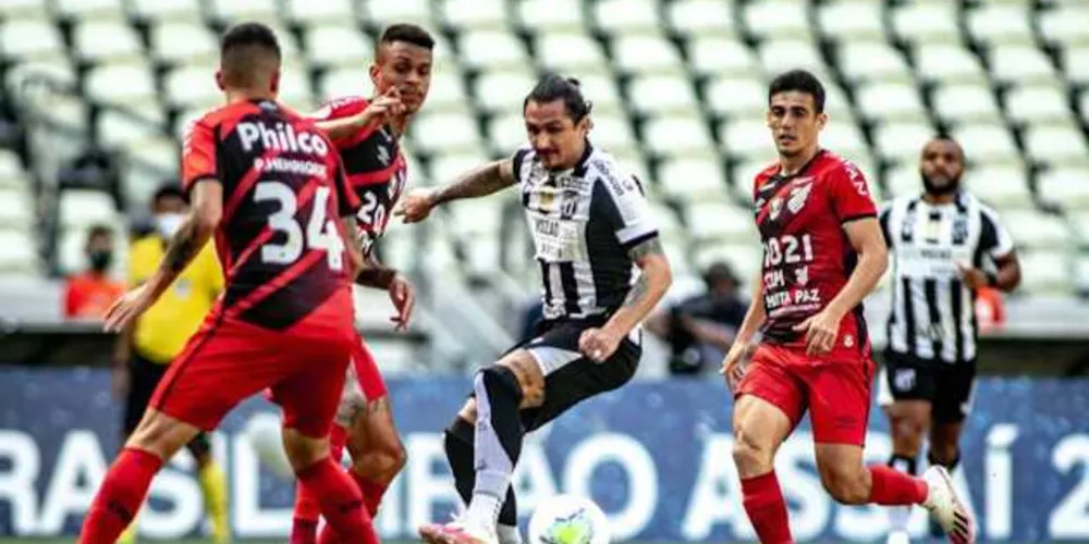 Imagem ilustrativa da imagem Athletico-PR e Atlético-GO vencem na rodada 33 da Série A