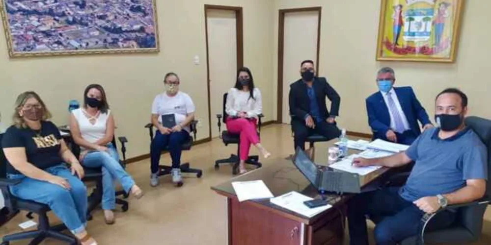 Reunião abordou algumas tratativas acerca do convênio já existente entre a prefeitura e a entidade