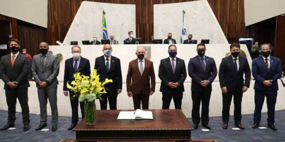 Sob a presidência de Ademar Traiano, integrantes da Mesa conduzirão o Legislativo no biênio 2021-2022