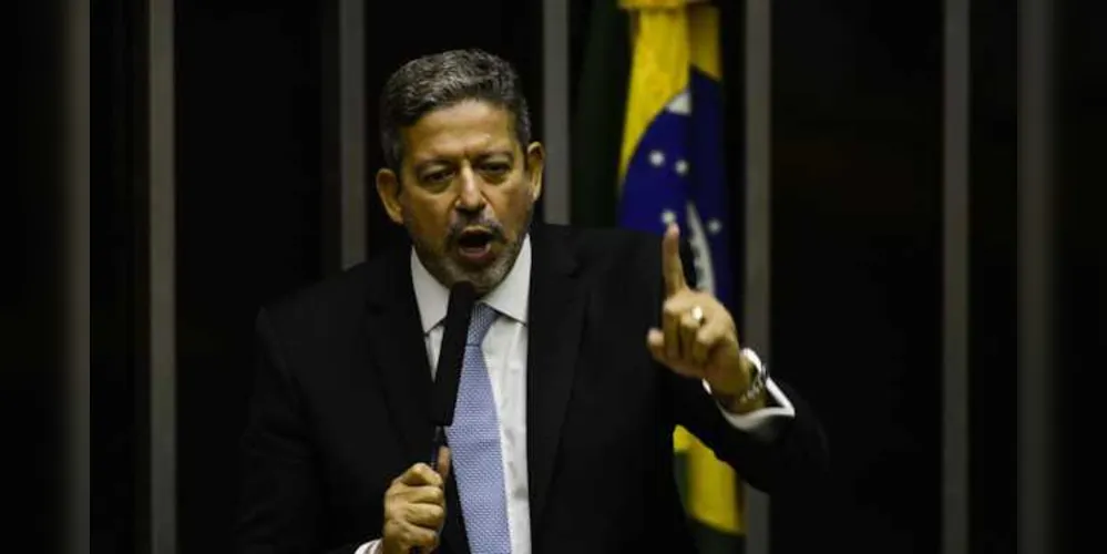 O parlamentar determinou a realização de uma nova eleição para a escolha de seus integrantes nesta terça-feira (2), às 16h. 