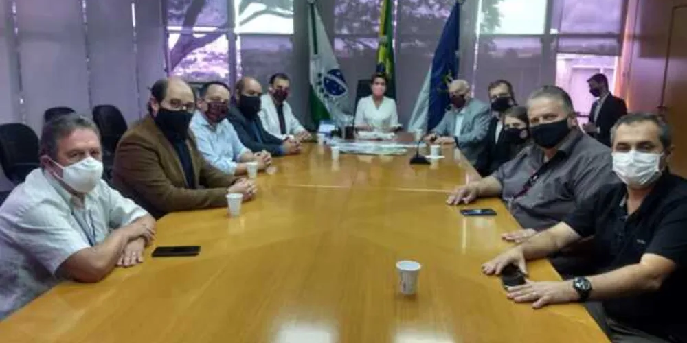 Reunião foi realizada na tarde desta quarta-feira na Prefeitura de Ponta Grossa