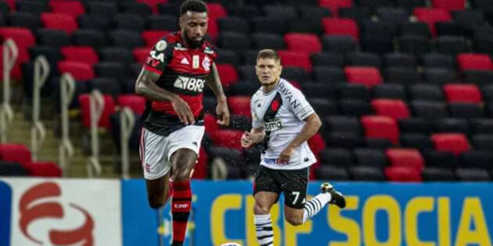 Imagem ilustrativa da imagem Flamengo vence Vasco no Maracanã e cola no líder Inter