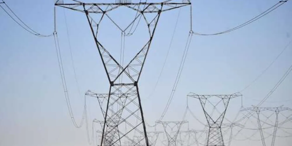 Imagem ilustrativa da imagem Senado aprova MP que evita aumento de tarifas de energia