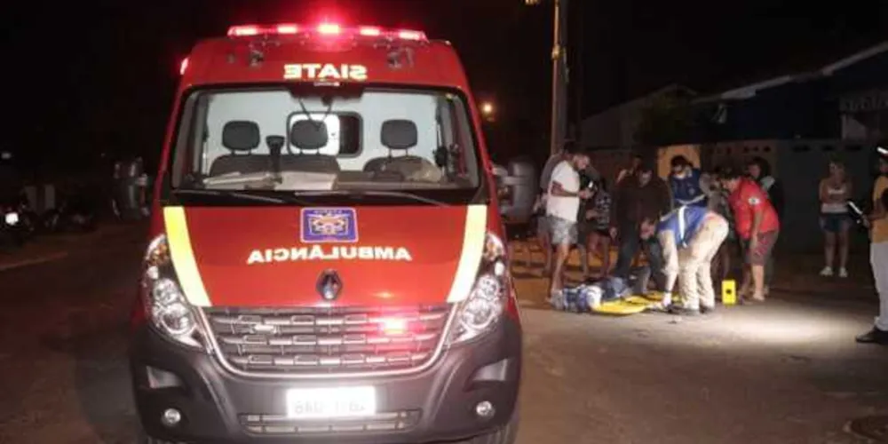 Batida ocorreu na esquina entre as ruas Noé e João Maximiliano, na noite deste sábado (6)