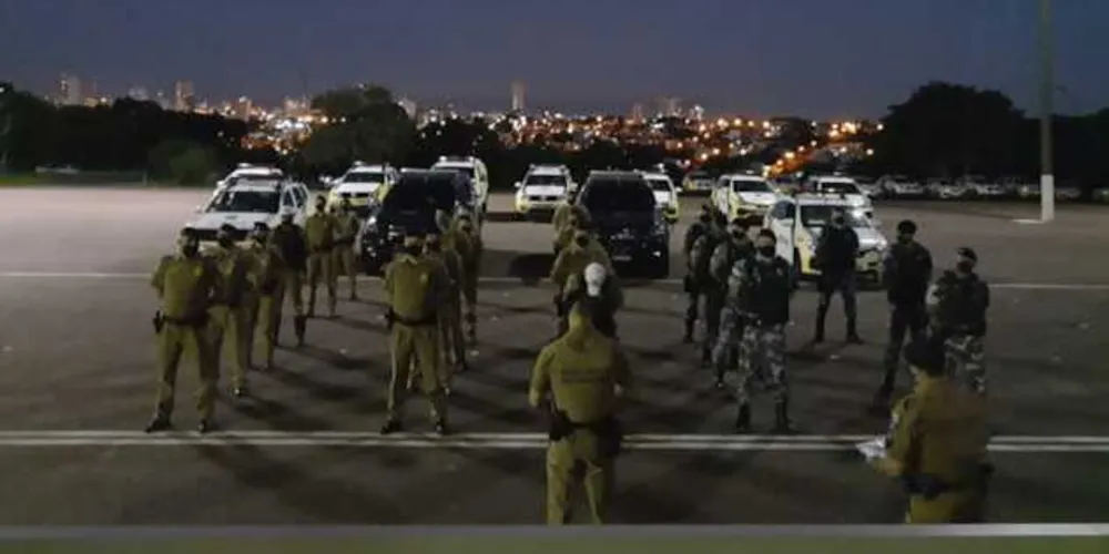 Operação foi deflagrada no início da noite deste sábado