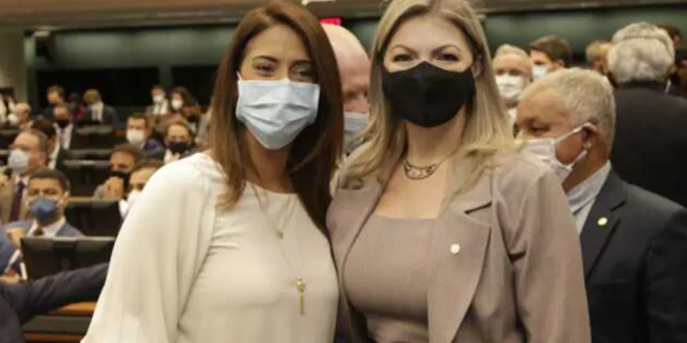 Aline Sleutjes é uma das titulares da Comissão presidida pela deputada federal Flávia Arruda