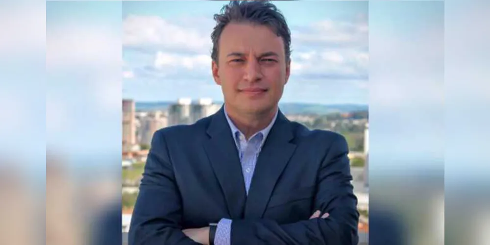Felicitações - O conceituado advogado Paulo Reusing Junior receberá as felicitações pela passagem de seu aniversário neste sábado (13). Da coluna RC os votos de alegrias e prosperidade.