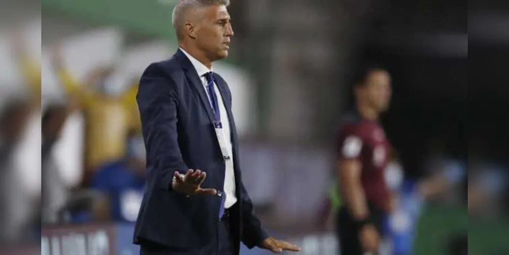 Imagem ilustrativa da imagem São Paulo anuncia o argentino Crespo como novo técnico