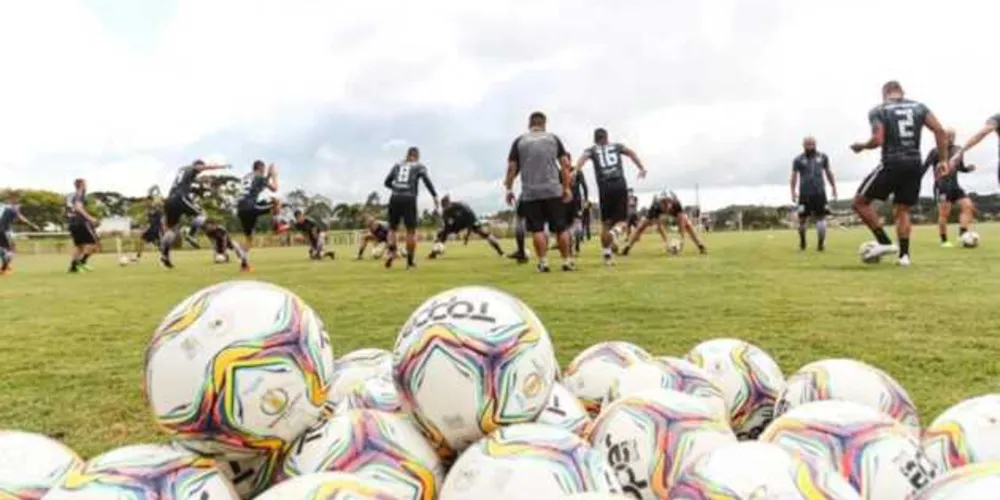 O Athletico ainda está na briga pela última vaga da Libertadores com RB Bragantino, Santos, Corinthians, Ceará e Atlético-GO. 