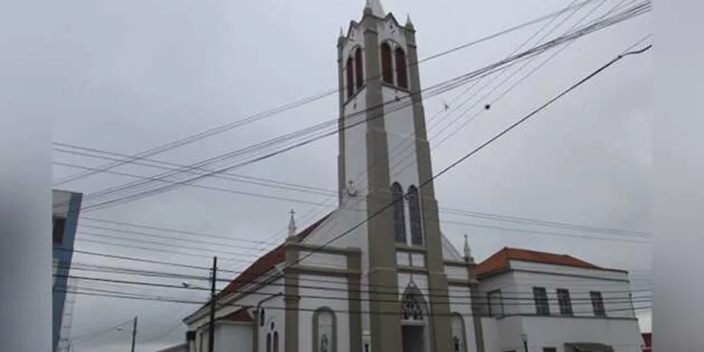 Interessados em se inscrever no cursinho têm até o dia 27 para entregar a ficha de cadastro
