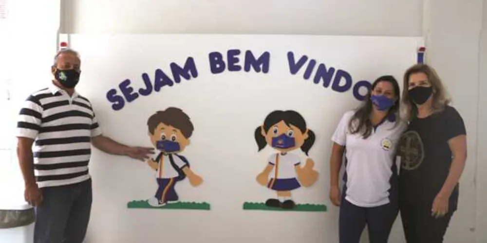 A volta às aulas será em sistema híbrido com 50% dos alunos de forma presencial e 50% em atividades remotas