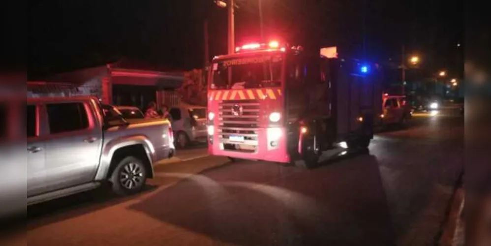 Ao chegar no local a equipe constatou que se tratava de um princípio de incêndio