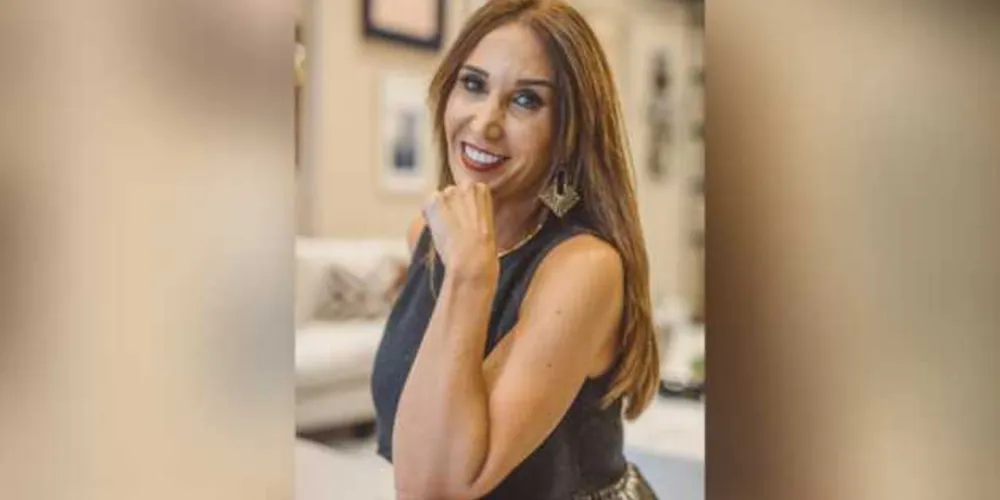 Novo ciclo - Giovana Nodari Sguario receberá as felicitações pela chegada de seu aniversário nesta quarta-feira (24). Giovana é esposa e mãe muito dedicada, sendo exemplo de amor incondicional a sua família. Da coluna RC os votos de felicidades e realizações. 