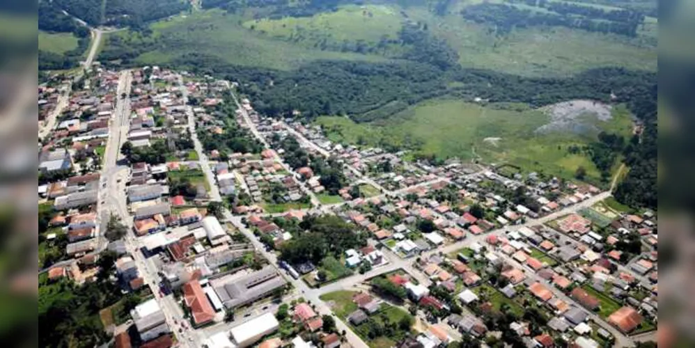 Mais de 440 famílias de três comunidades diferentes devem receber água tratada nas próximas semanas