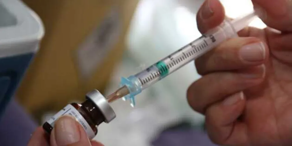 Cerca de 1000 doses estão reservadas para a atividade desta sexta-feira.