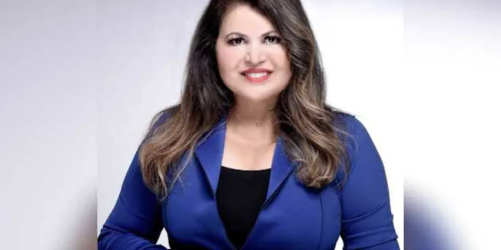 Novo ciclo – Cristina Mota receberá os cumprimentos neste sábado (27), pela passagem de seu aniversário. Cristina é um dos nomes sempre presentes nas iniciativas sociais e filantrópicas de nossa cidade. Da coluna RC os votos de alegrias e sucesso!