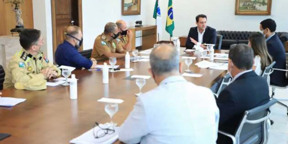 O pedido do governador Carlos Massa Ratinho Junior é para agir com rigor contra iniciativas que causam aglomerações, como festas clandestinas