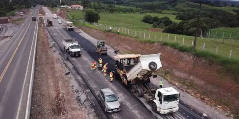Trabalhos avançam nas três frentes da duplicação da Rodovia do Café em Ortigueira