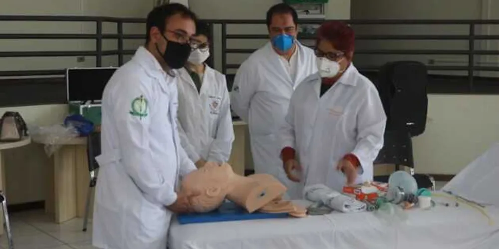 Imagem ilustrativa da imagem Carambeí realiza capacitação de médicos e enfermeiros