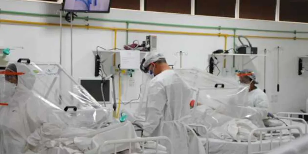 País já contabiliza mais de 259 mil óbitos e 10 milhões de casos