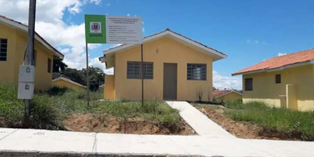 Cidade ainda deve receber outras 50 novas casas a partir de parceria com a Cohapar