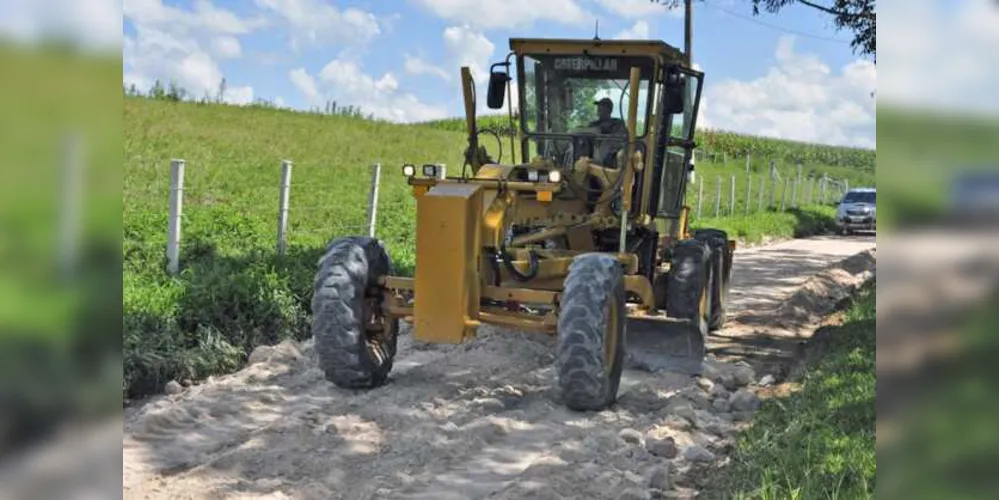 A partir do programa, a prefeitura pode realizar mais serviços de infraestrutura no campo, como conservação e abertura de vias