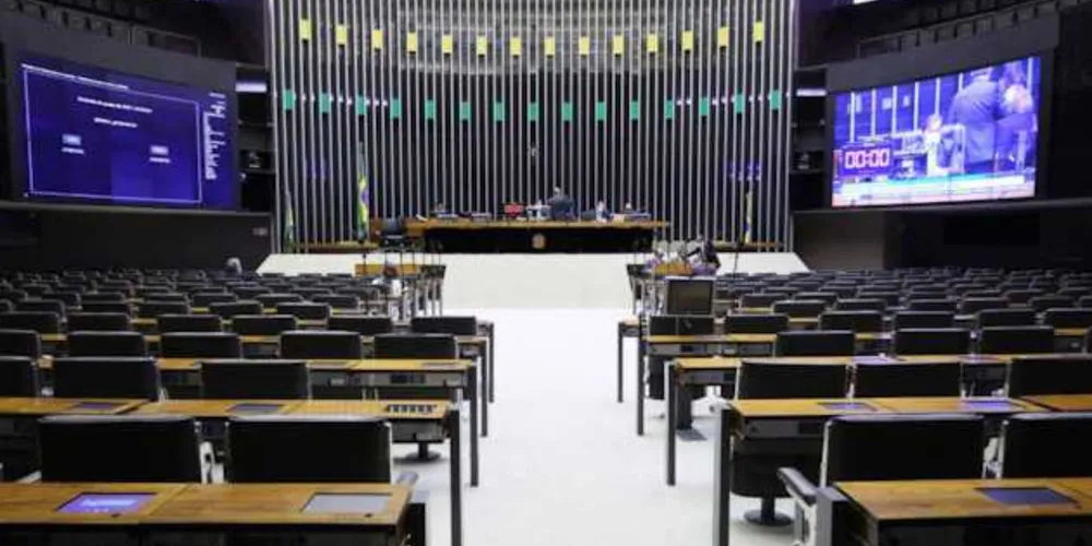 Para ser aprovada, a proposta deve ter os votos de três quintos dos deputados