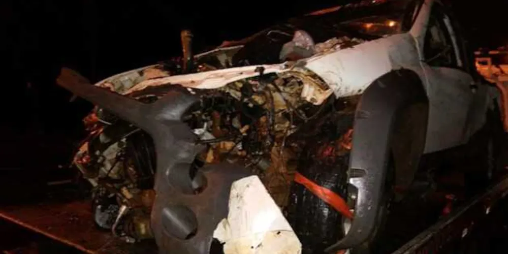 Fiat Strada ficou bastante destruída.