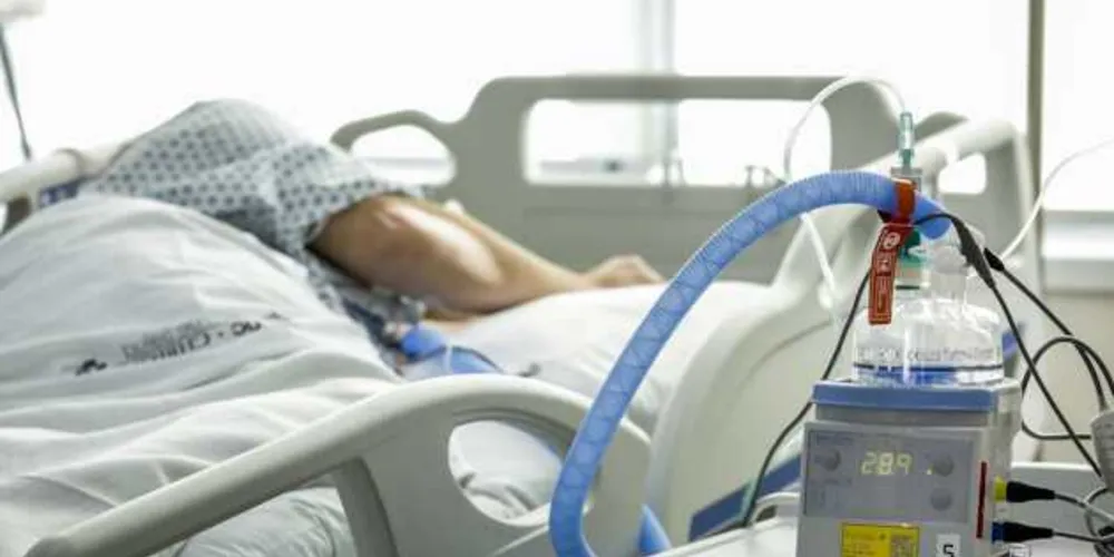 2.248 pacientes com diagnóstico confirmado de Covid-19 estão internados