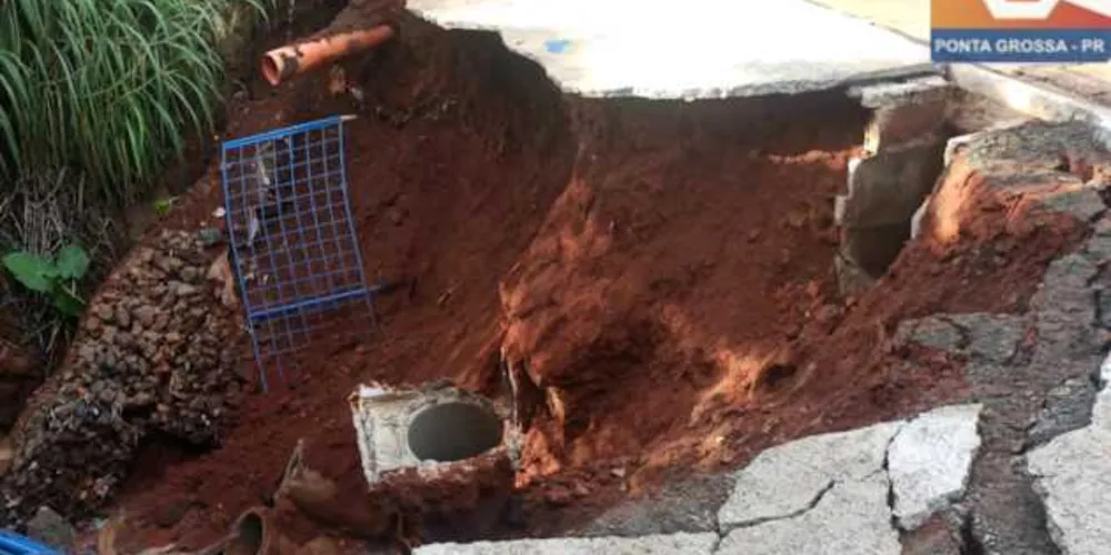 Imagem ilustrativa da imagem Dois desmoronamentos são registrados neste domingo