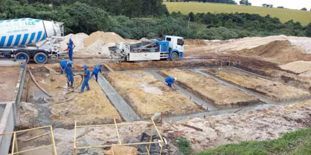 Companhia realiza a implementação de novos reservatórios, que devem garantir um melhor nível de abastecimento. Investimento é de R$12 milhões