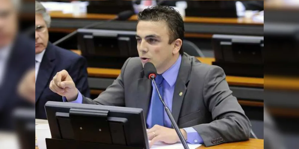 Deputado estadual Aliel Machado Bark.