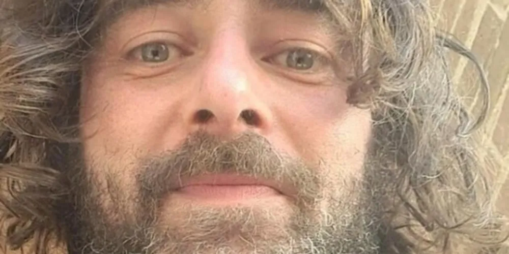 Riccardo Ceccobelli foi suspenso do serviço e iniciou os trâmites para voltar a ser um cidadão comum