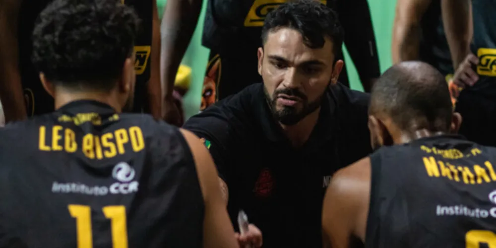 O time comandado pelo técnico Milos Alexander terá como desfalques os pivôs e Cesar e Dida
