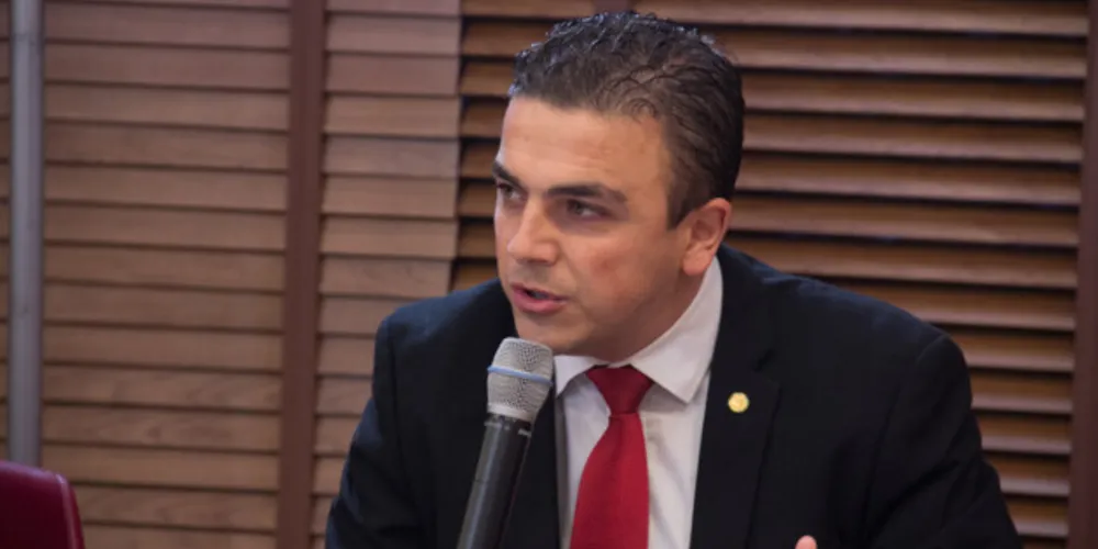 Deputado é presidente da Comissão de Ciência e Tecnologia, Comunicação e Informática da Câmara dos Deputados.