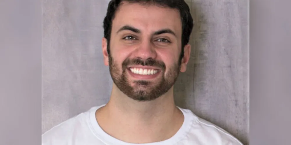 Alyson Ernani Gomes estava trabalhando na obra na hora do acidente.