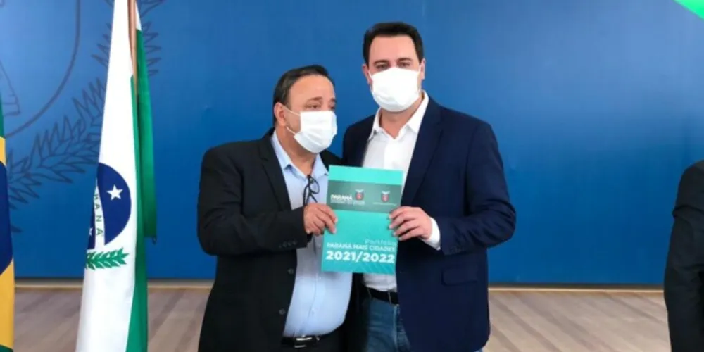 Deputado Hussein Bakri e o governador do Paraná, Ratinho Junior.