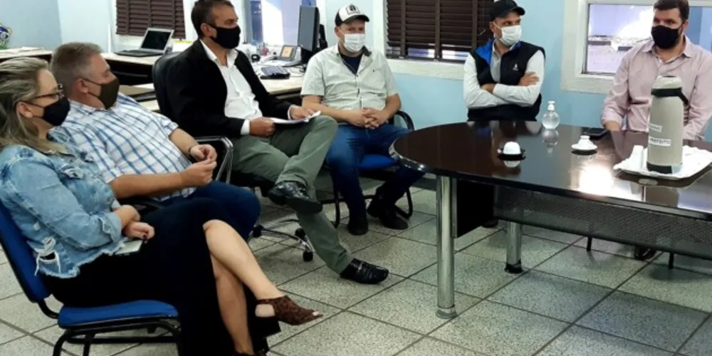 Prefeito Irani Barros (PSDB) busca reforçar parcerias em prol do município