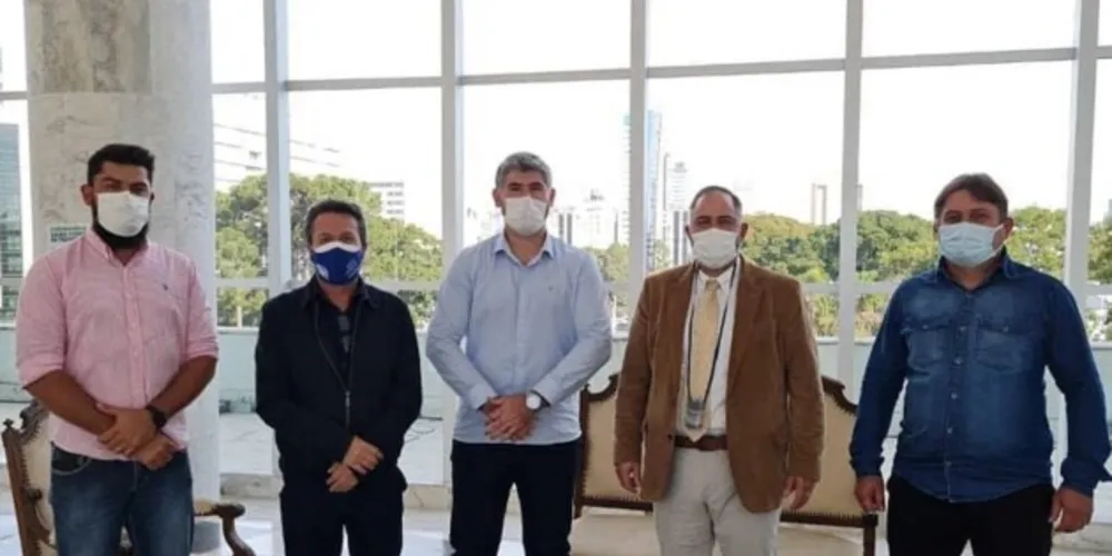 Prefeito Renan Romanichen participou de reunião com lideranças estaduais na última semana