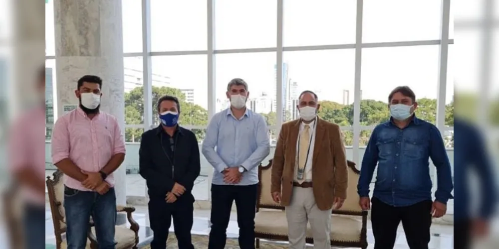 Prefeito Renan Romanichen participou de reunião com lideranças estaduais na última semana