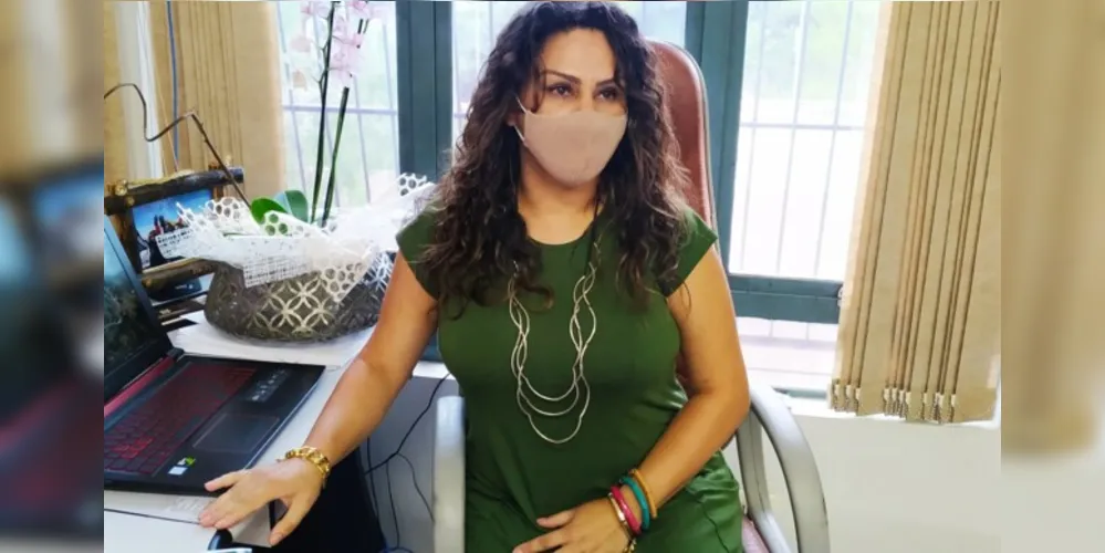 Prefeita Dayane Sovinski esteve reunida com representantes da Federação das Cooperativas da Agricultura Familiar e Economia Solidária do Paraná (Fecafes-PR)