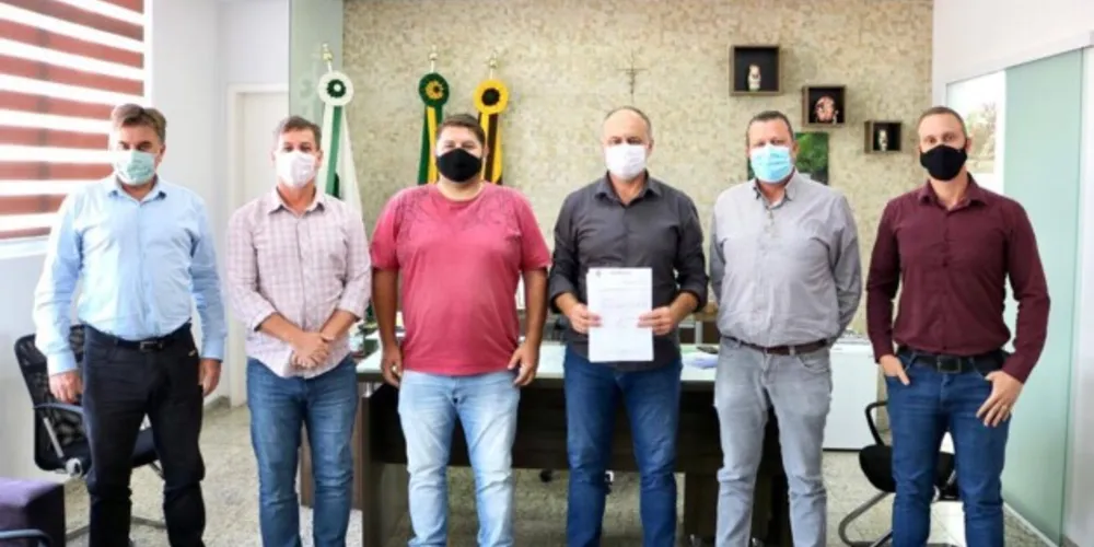 Com o aumento de recursos, será possível manter um estoque de medicamentos na Farmácia Municipal com capacidade suficiente para atender os usuários do SUS