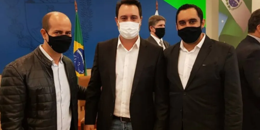 Prefeito Lucas Machado (Podemos) esteve reunido com diversas lideranças na quarta-feira (12)