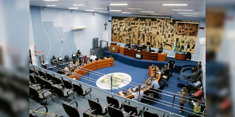 Projeto apresenta multa no valor de 20 VR - Valor de Referência.